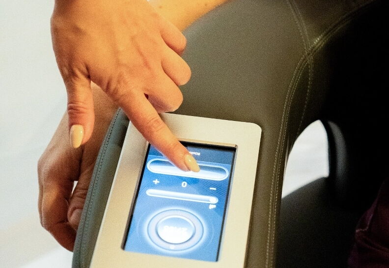 Gruppe Maskieren 252x